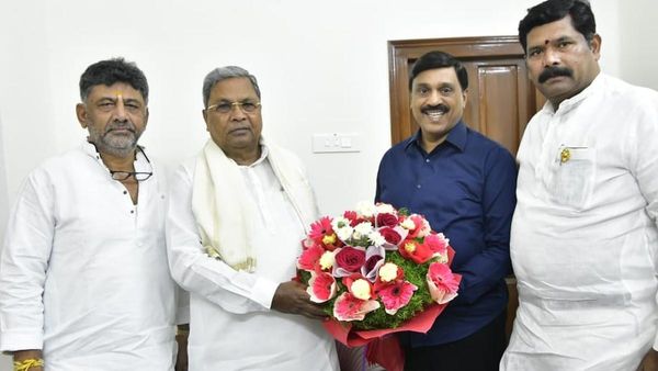 பாஜகவுக்கு விபூதியடித்த கர்நாடகா எம்எல்ஏ! ராஜ்யசபா தேர்தலில் காங்கிரசுக்கு ஓட்டு! முதல்வர் நன்றி