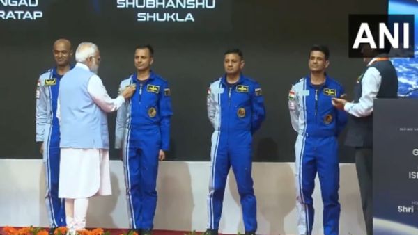 ககன்யான் திட்டம் என்றால் என்ன.. மற்ற இஸ்ரோ மிஷன்களை விட இது இந்தியாவுக்கு ஸ்பெஷல்.. ஏன் தெரியுமா?