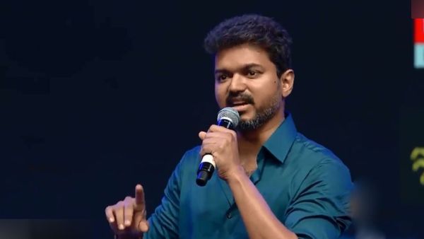நான் முதல்வர் ஆனால்.. சர்கார் ஆடியோ லான்ச் விழாவில் நடிகர் விஜய் சொன்னது என்ன தெரியுமா?