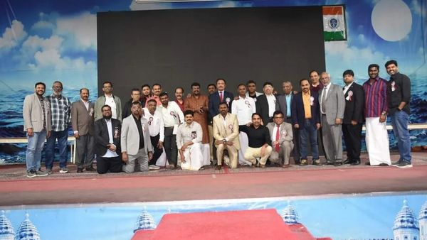 சவூதி அரேபியாவில் தமிழ் மாணவர்களுக்கான கலை விழா 2024.. கடல் கடந்து ஒலித்த தமிழ்த்தாய் வாழ்த்து 