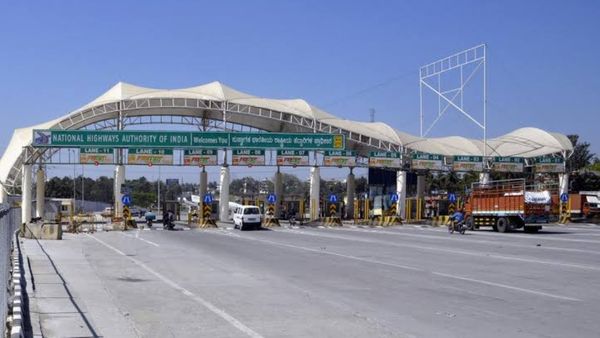 ஒரு டோல்கேட் கூட இருக்காது.. இனி கவலையே இல்லை.. மத்திய அரசு எடுத்த முடிவு.. வாகன ஓட்டிகள் குஷி