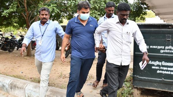 விடாமல் விரட்டும் அமலாக்கத்துறை.. அங்கித் திவாரியை கஸ்டடியில் எடுக்க அப்பீல்.. ஐகோர்ட் கிளை ஆர்டர்!