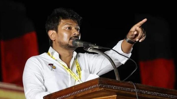 ஒரே கல்லில் ஆறு மாங்காய்.. உதயநிதியின் 