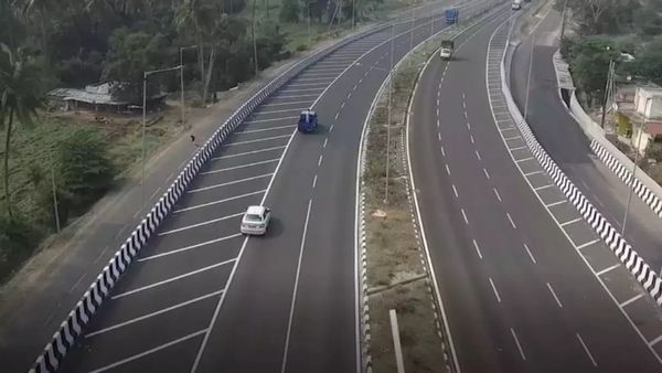 இது வேற லெவல் பிளான்.. முன் கூட்டியே திறக்கப்படும் பெங்களூர் - சென்னை எக்ஸ்பிரஸ் சாலை? இதை பாருங்க
