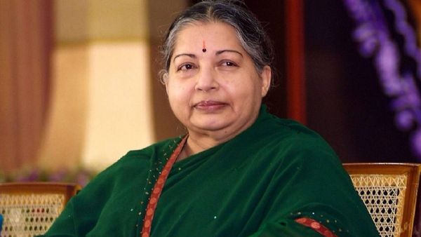 தமிழ்நாடு வரும் ஜெயலலிதாவின் 28 கிலோ தங்கம், 800 கிலோ வெள்ளி நகைகள்.. அரசு எடுத்த பெரிய முடிவு