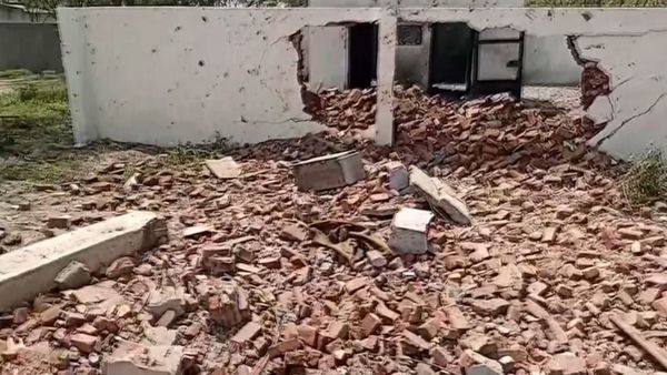 10 பேரின் உயிரை பறித்த விருதுநகர் பட்டாசு ஆலை விபத்து.. ஃபோர்மேன் கைது