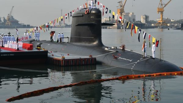 இந்தியாவின் நீர்மூழ்கி கப்பல்களை நோட்டம் விடும் சீன உளவு கப்பல்! சைலன்ட்டாக உதவும் மாலத்தீவு?