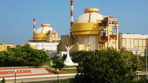 கூடங்குளம் விவகாரம்.. நாளை நடைபெற இருந்த தேர்வு ரத்து.. போராட்ட அறிவிப்பை தொடர்ந்து திடீர் முடிவு!