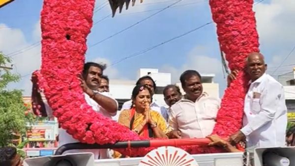 பள்ளிக்கரணை பகுதியில் பிரம்மாண்ட இன்ப அதிர்ச்சி..நெகிழ்ந்து போய் தமிழச்சி தங்கப்பாண்டியன் செய்த செயல்