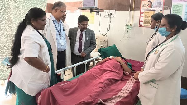 நிறைமாத கர்ப்பிணி இரவில் ரயில் பயணம்.. திக் திக் நிமிடம்.. கைகொடுத்த தமிழக சுகாதார கட்டமைப்பு