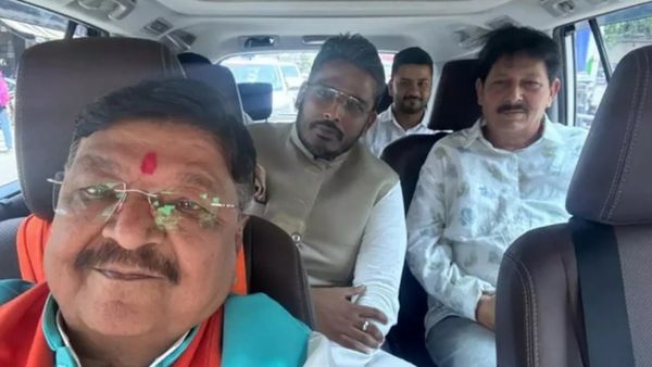 வேட்புமனு வாபஸ் பெற சிறிது நேரம் இருந்தபோது.. இந்தூர் காங்கிரஸ் வேட்பாளர் பாஜகவில் சேர்ப்பு!