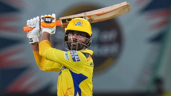 'வாவ்' கேம் : குஜராத்துக்காக வெறித்தனம் காட்டிய தமிழக வீரர்.. சென்னைக்காக சம்பவம் செய்த குஜராத்தி!