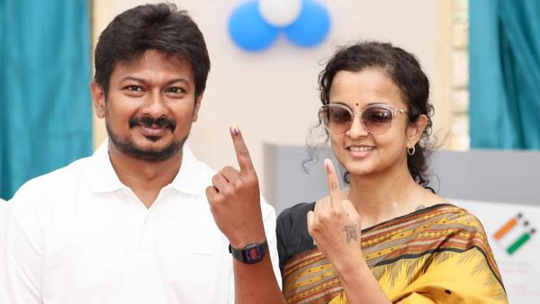 மோடி பற்றி வந்து விழுந்த கேள்வி.. டக்கென கையெடுத்து கும்பிட்டு உதயநிதி ஸ்டாலின் சொன்ன வார்த்தை!