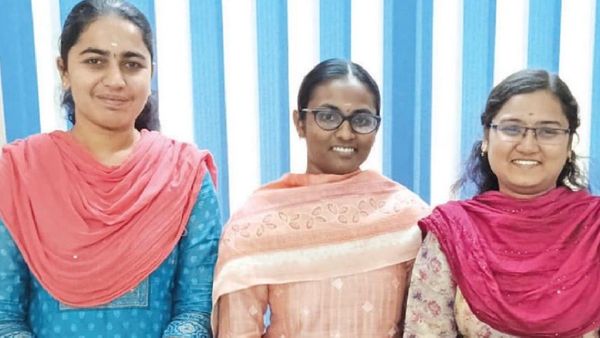 ஊழியர்கள் டூ அதிகாரி.. திருச்சி கலெக்டர் ஆபீசில் ஒன்றாக படித்து குரூப் 1-ல் பாஸ் ஆன 3 பெண்கள்!