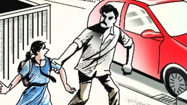 சென்னை சென்ட்ரலில் பச்சிளம் குழந்தை கடத்தல்.. விற்க முயன்ற 2 பேரை காட்டிக்கொடுத்த கேமரா.. அதிரடி