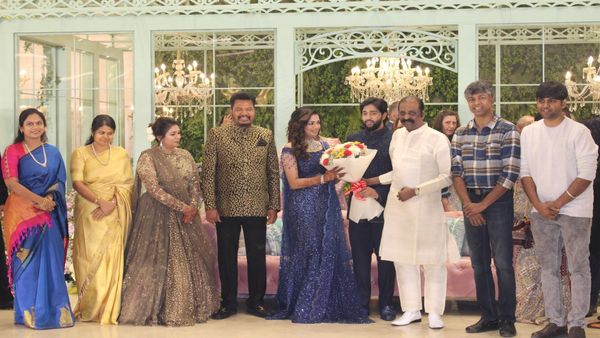 ஐஸ்வர்யா ராய் பாட்டை, இயக்குனர் ஷங்கர் மகளுக்கு வழங்கிய வைரமுத்து.. இணையத்தை கலக்கும் ட்விட்டர் பதிவு