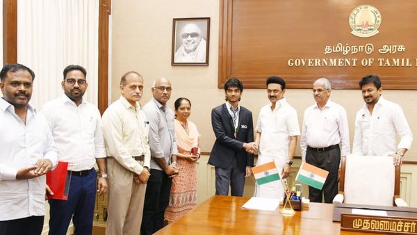 செஸ் தொடரில் புதிய சாதனை படைத்த தமிழ்நாட்டு வீரர் குகேஷ்.. முதல்வர் ஸ்டாலின் பாராட்டு!