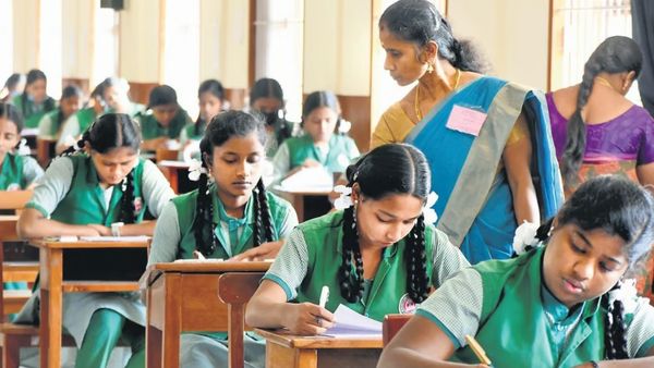 இலவச கட்டாய கல்விச் சட்டத்தில் மாணவர் சேர்க்கையை புறக்கணிப்போம்.. தனியார் பள்ளிகள் அதிரடி அறிவிப்பு