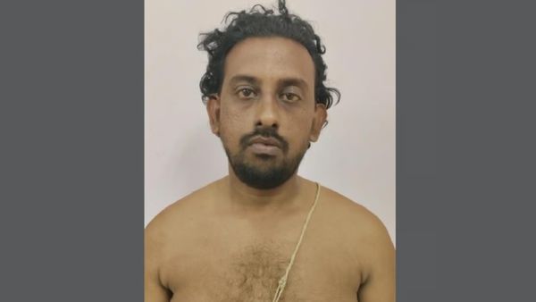 கோவை அர்ச்சகர் ரொம்ப அசிங்கமா சிக்கிட்டாரு.. அதுவும் வடவள்ளி கோயிலுக்குள்ளயே.. கலங்குது கோயம்புத்தூர்