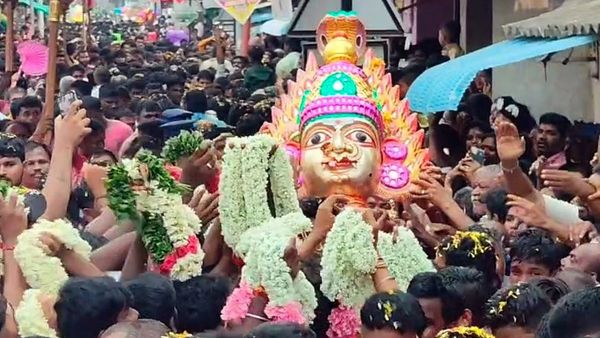 வேலூரில் வியப்பு.. சிலிர்ப்பில் குடியாத்தம்! கெங்கையம்மன் சிரசு திருவிழாவில் சிதறிய தேங்காய்! பரவசம்