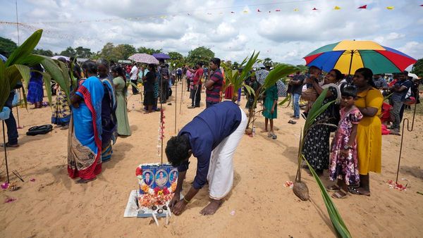 இலங்கை உள்நாட்டுப் போர்: 15 ஆண்டுகளுக்குப் பின்னும் நீதிக்கான போராட்டம் தொடர்கிறது- அல்ஜசீரா கட்டுரை