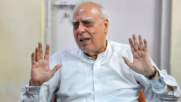 உச்ச நீதிமன்ற வழக்கறிஞர் சங்க தேர்தலில் கபில் சிபல் வெற்றி.. டிரெய்லர் தானாம்.. கொண்டாடும் காங்கிரஸ்