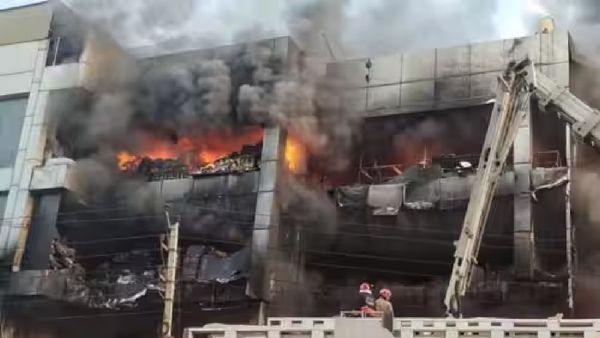 7 குழந்தைகளின் உயிரை பறித்த டெல்லி மருத்துவமனை! என்ஓசி சான்றே இல்லையாம்.. ஓனர் மீது பாய்ந்தது வழக்கு