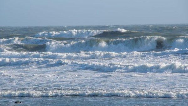 இந்திய பெருங்கடலில் கள்ளக்கடல் நிகழ்வு! தென் தமிழகத்திற்கு ரெட் அலர்ட்! சென்னை பீச்சுக்கு போகாதீங்க!