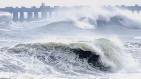 “கடற்கரை பகுதிக்கு யாரும் போய்டாதீங்க.. நிலைமை சரி இல்ல”.. கன்னியாகுமரி கலெக்டர் அலர்ட் மெசேஜ்!