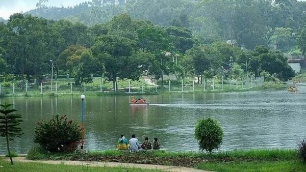 ஊட்டி, கொடைக்கானலே ஏங்குமே.. ஏற்காடு இவ்வளவு அழகா பார்த்தது உண்டா.. சுற்றுலா பயணிகள் மகிழ்ச்சி