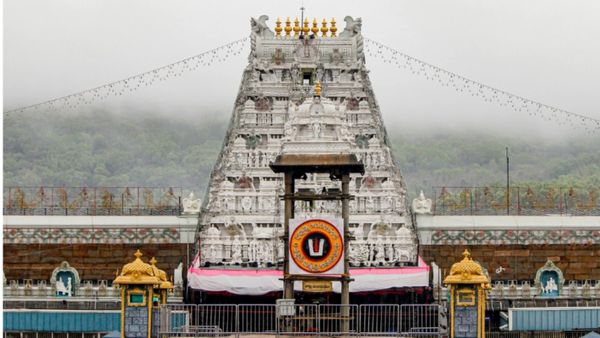 திருப்பதி ஏழுமலையானை செப்டம்பர் மாதம் தரிசனம் செய்ய வேண்டுமா? ஆன்லைனில் நாளை டிக்கெட் வெளியீடு