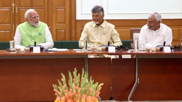 துணைப் பிரதமராக சந்திரபாபு நாயுடு? தூதுவிட்டது ஏன்? பீட்டர் அல்போன்ஸ் விளக்கம்!