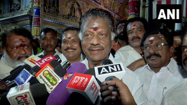 மத்திய அமைச்சராக சான்ஸ் இருக்கா? டக்கென ஓபிஎஸ் கொடுத்த ரியாக்சன்! அதிமுக பற்றி என்ன சொன்னார் பாருங்க