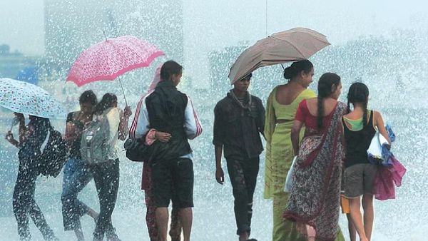 அடுத்த 2 மணி நேரம்.. கோவை, மதுரை என 19 மாவட்டங்களில் இடி மின்னலுடன் மழை கன்பார்ம்! வந்த பரபர அலர்ட்