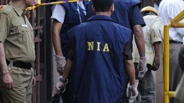 ஹிஜ்புத் தகர், அல் உம்மா உடன் தொடர்பு.. தமிழ்நாட்டில் 12 இடங்களில் என்ஐஏ அதிகாரிகள் திடீர் ரெய்டு!