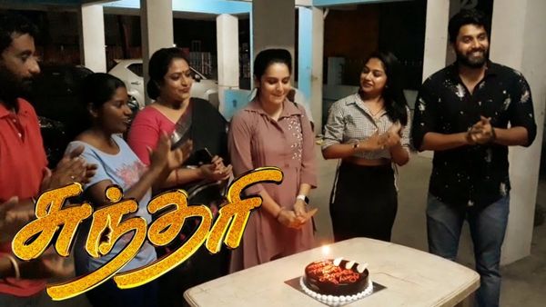 சுந்தரி சீரியல் நடிகைக்கு திடீர் எங்கேஜ்மென்ட்.. மாப்பிள்ளை “இந்த” பிரபல நடிகர் தான்!