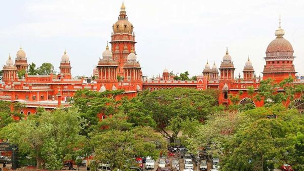 ரூ 4 கோடி பறிமுதல்! கேசவ விநாயகம் தொடர்பான வழக்கு! காவல் துறைக்கு ஹைகோர்ட் உத்தரவு