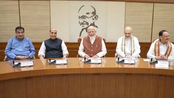 மோடி 3.0 அமைச்சரவை.. எந்த அமைச்சருக்கு எந்த துறை ஒதுக்கீடு! வெளியான அதிகாரப்பூர்வ அறிவிப்பு