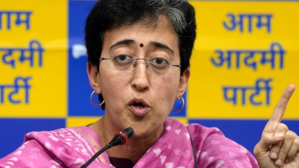 இது கொடுமை.. ஹரியானா அரசை கண்டித்து காலவரையற்ற உண்ணாவிரத போராட்டம் நடத்தும் டெல்லி அமைச்சர்