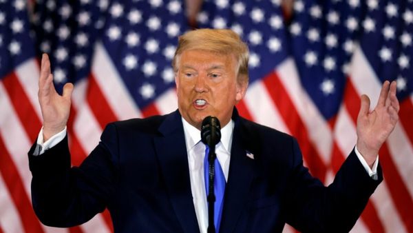 'கிரீன் கார்டு' விஷயத்தில் அந்தர் பல்டி.. அமெரிக்காவில் படித்தால் போதுமாம்.. டிரம்ப் சொல்றதை பாருங்க