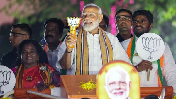 தமிழகத்திற்கு 7 முறை வந்த பிரதமர் மோடி! ஒரு தொகுதியில் கூட வெற்றி முகம் இல்லையே!