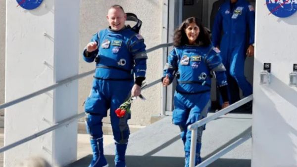 சர்வதேச விண்வெளி மையத்திற்குள் புகுந்த நுண்ணுயிரி.. விண்வெளி வீரர்களுக்கு சிக்கல்.. என்ன நடந்தது?