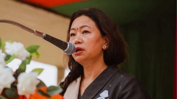 இதென்னய்யா கூத்து.. எம்.எல்.ஏ.வாக பதவியேற்ற மறுநாளே பதவியை ராஜினாமா செய்த சிக்கிம் முதல்வர் மனைவி!