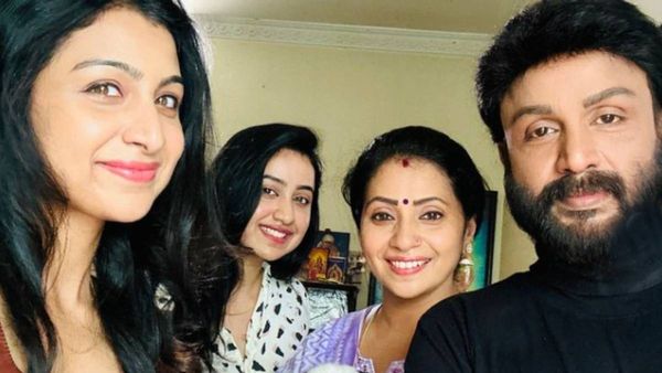 புற்றுநோயால் ICUவில் இருக்கும் பாக்கியலட்சுமி சீரியல் நடிகர்.. கண்ணீரோடு மகள் வைத்த கோரிக்கை