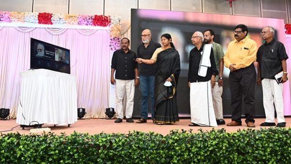 சமூக நீதிக்கான உலகின் முதல் OTT தளம் 