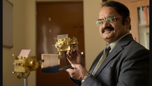 நிலவில் சர்வதேச விண்வெளி ஆய்வு மையம்.. விரைவில் சாதிக்கும் இஸ்ரோ! அடித்து கூறிய மயில்சாமி அண்ணாதுரை