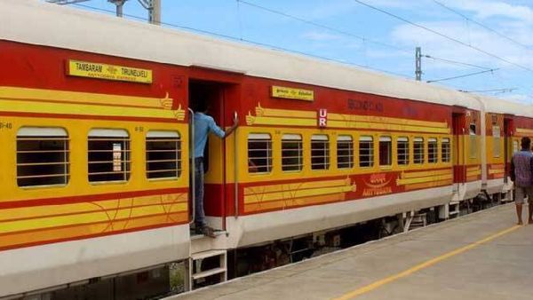 தென்னக மக்களுக்கு வந்த அதிர்ச்சி செய்தி..முக்கிய ரயில் சேவையை ரத்து செய்த தென்னக ரயில்வே! என்னாச்சு?