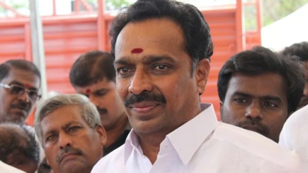 ரூ 100 கோடி நில மோசடி வழக்கு! எம்.ஆர். விஜயபாஸ்கரின் வீட்டில் நடந்த சிபிசிஐடி ரெய்டு நிறைவு!