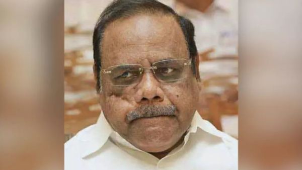 தொட்டால் தீட்டு நிழல் பட்டால் குற்றம்..ஆண்டான் அடிமையை ஒழித்த அதிமுக! திறனற்ற திமுக.. தனபால் சுளீர்!