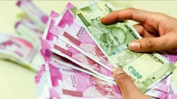 பென்சன் ஏறுது.. உதவித்தொகை உயருது.. யாருக்கு தெரியுமா? சாமிநாதன் சொன்ன 3 தகவல்.. தமிழக அரசு சர்ப்ரைஸ்